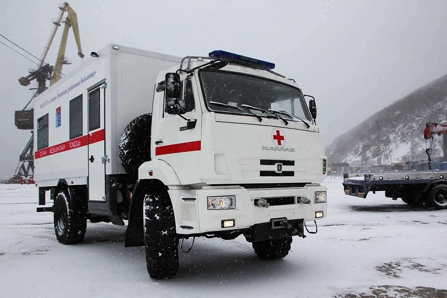 Первая «скорая помощь» на шасси КАМАЗ прибыла в Магадан