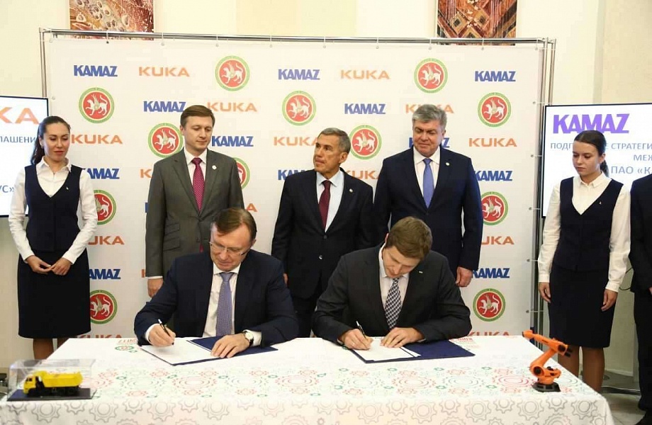 «КАМАЗ» и «KUKA Robotics RUS» подписали соглашение о партнёрстве