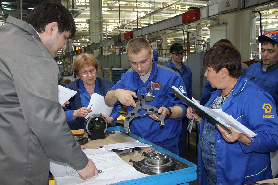 На заводе двигателей определили «Лучших по профессии»